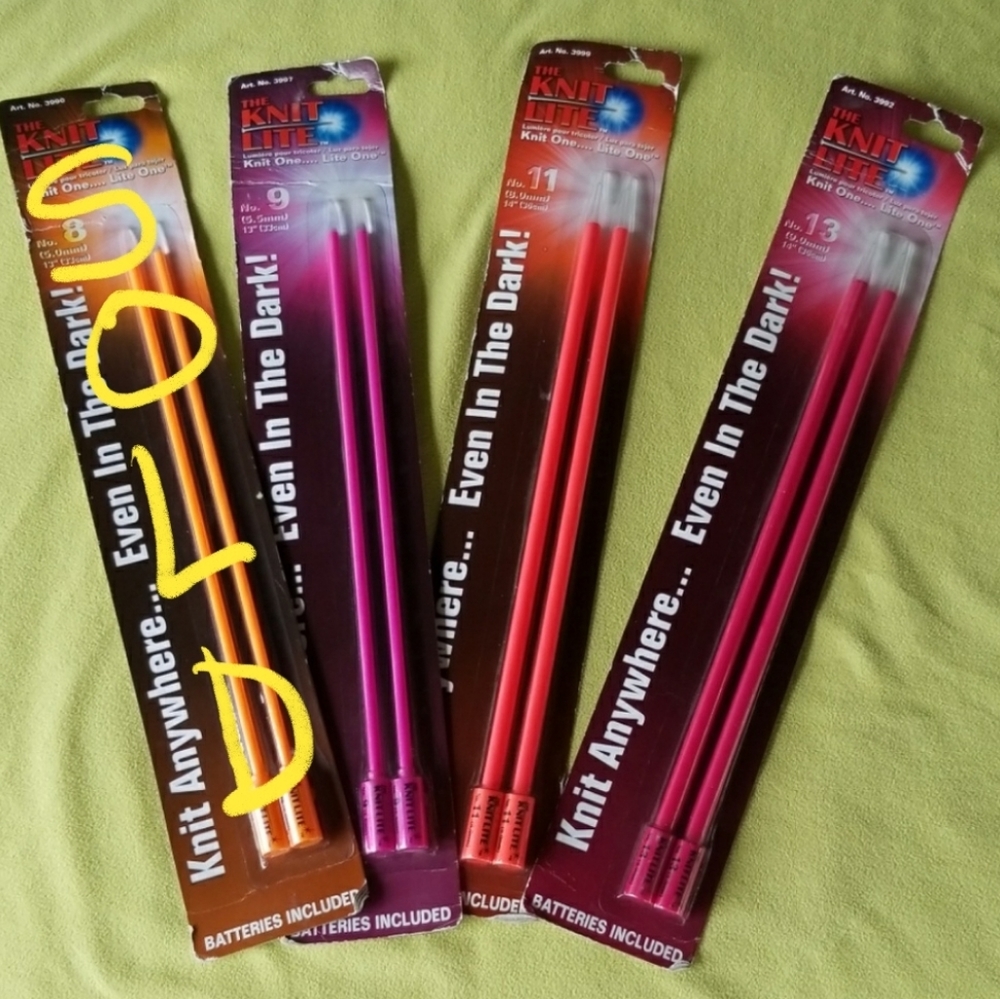 The Knit Lite knitting needles